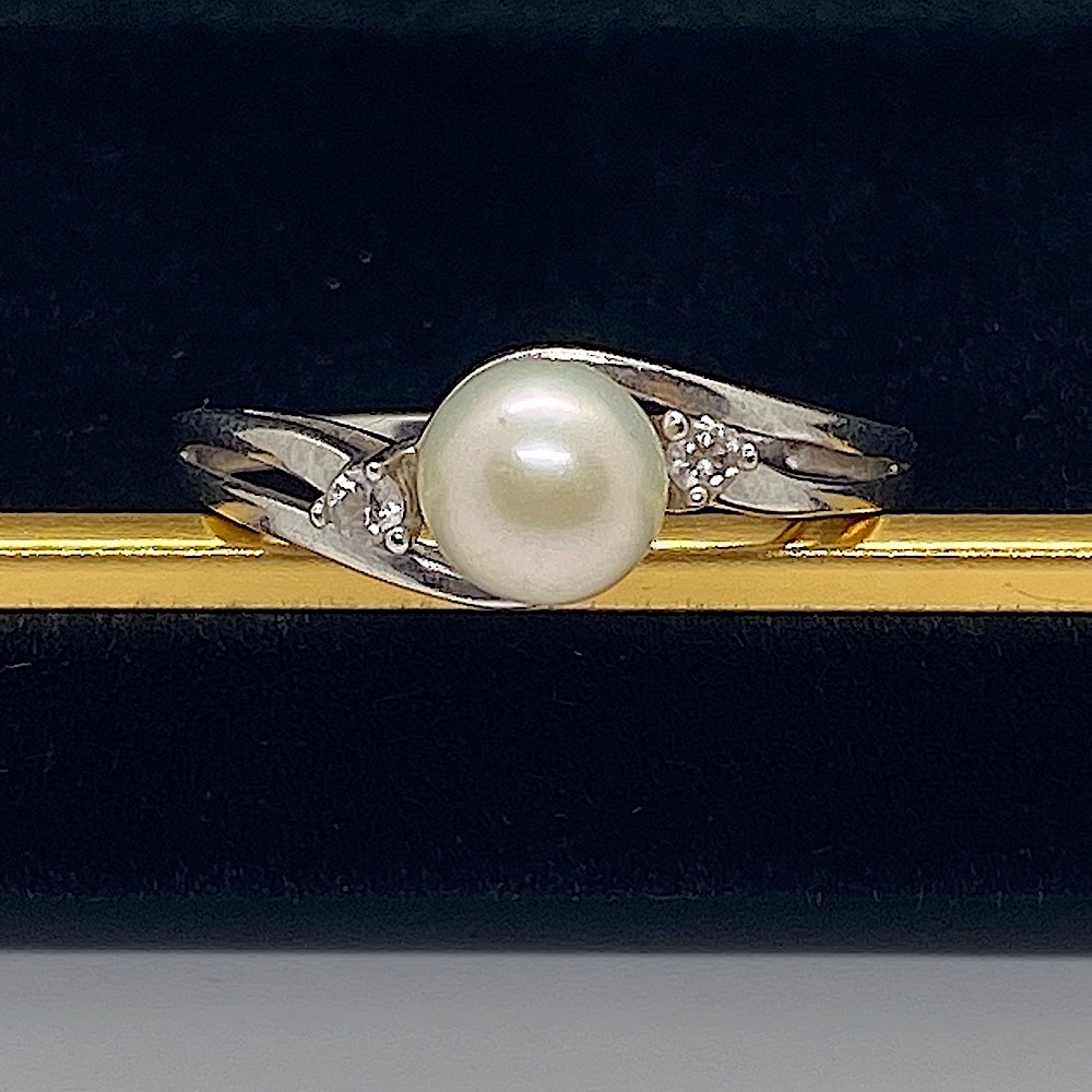 Pearl & Silver Ring With Two Stones